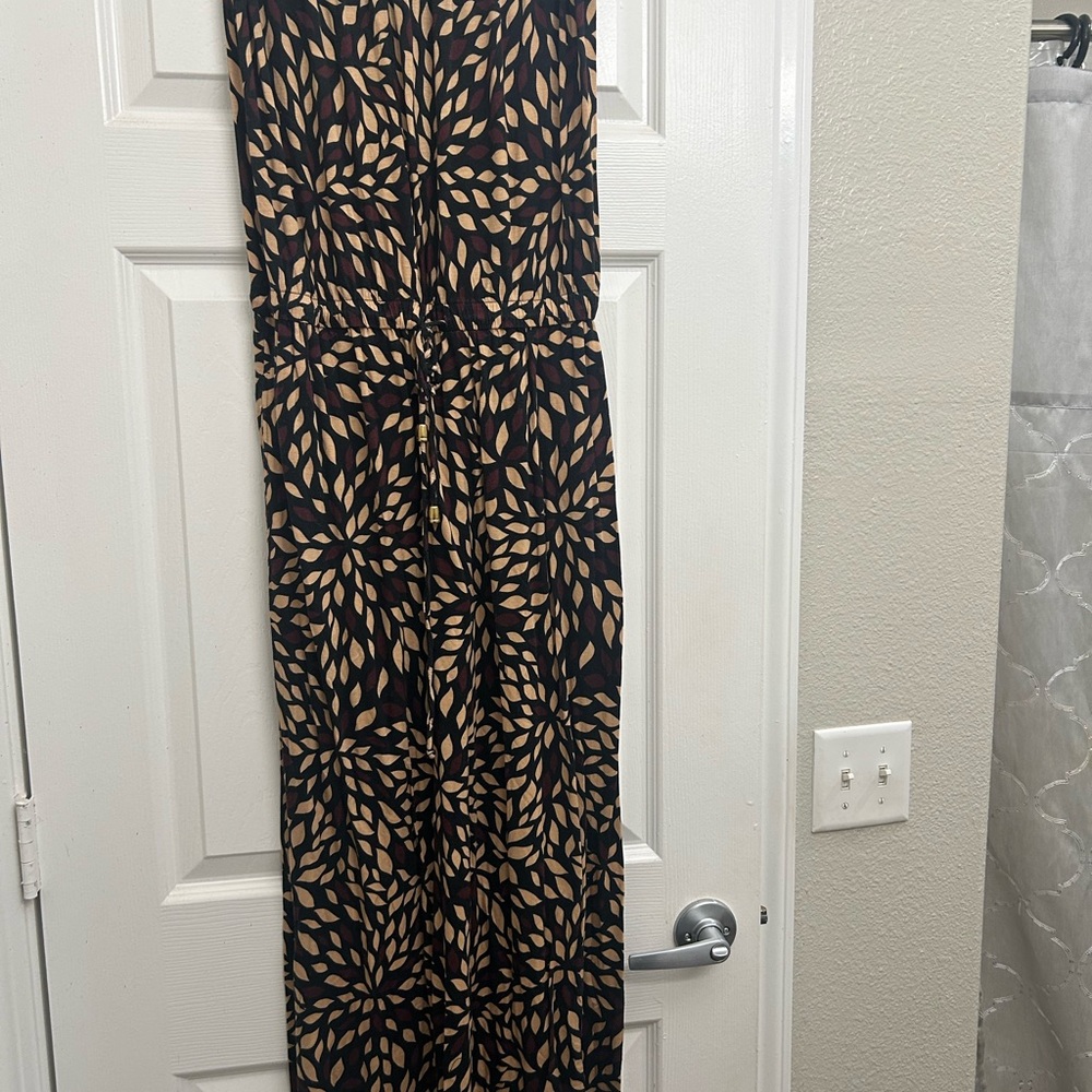 Elegant Black and Tan Leaf Print Dress
